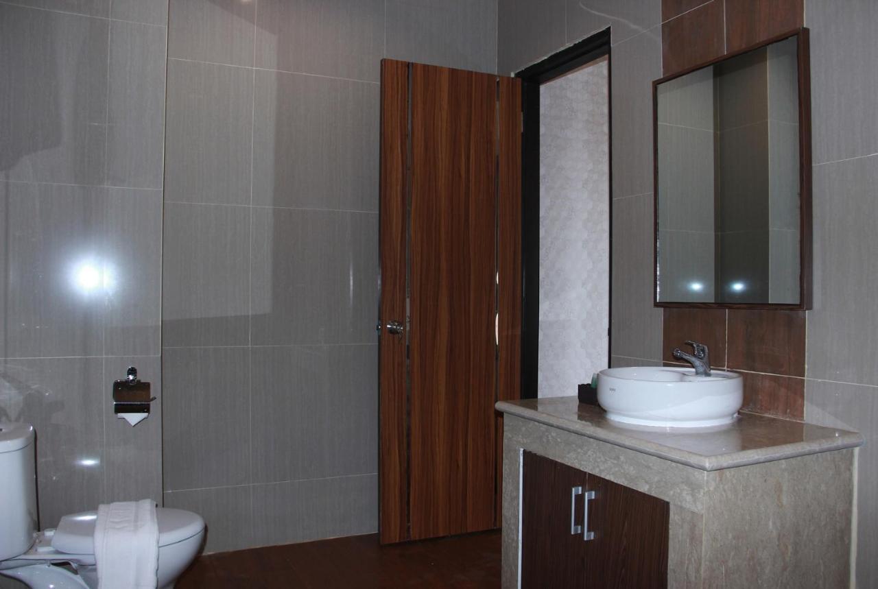 Grand Venetian Hotel Metro Kültér fotó