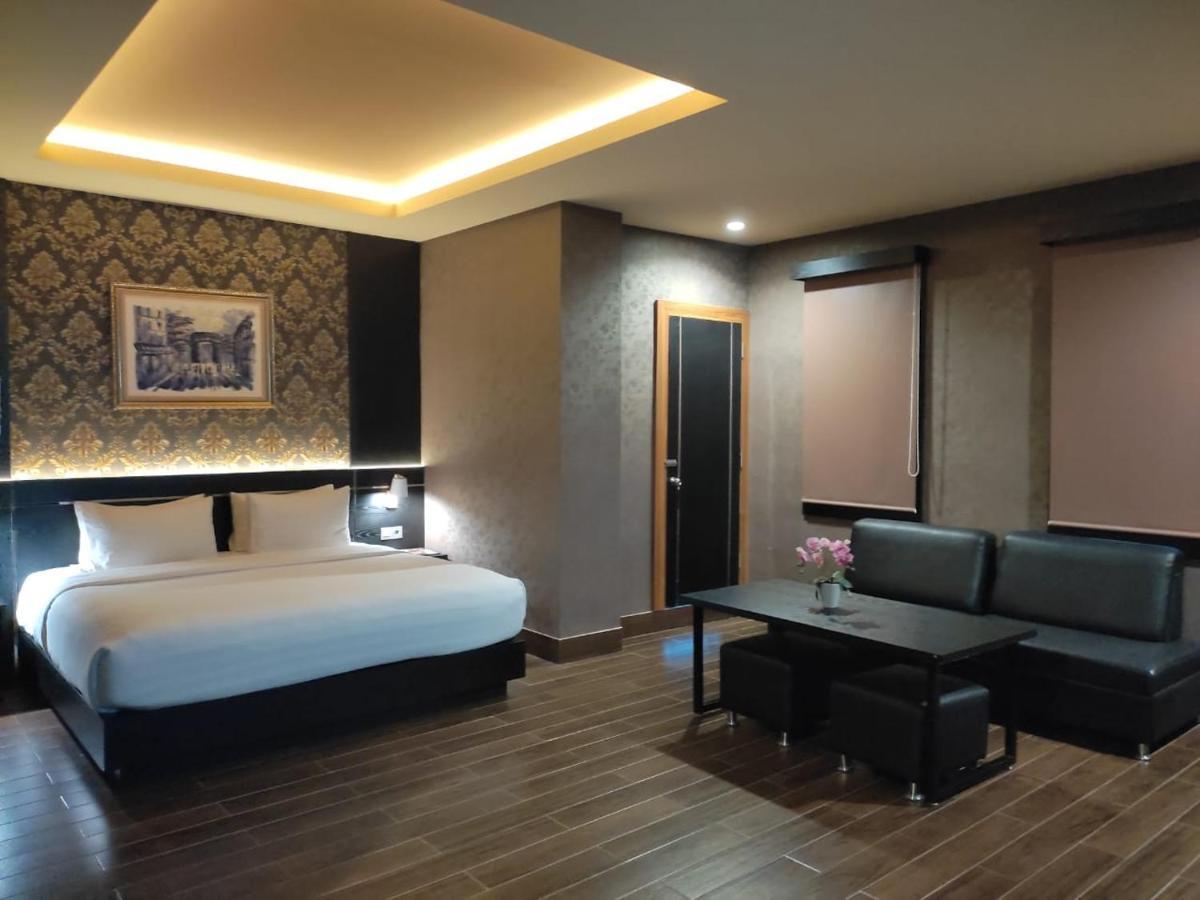 Grand Venetian Hotel Metro Kültér fotó